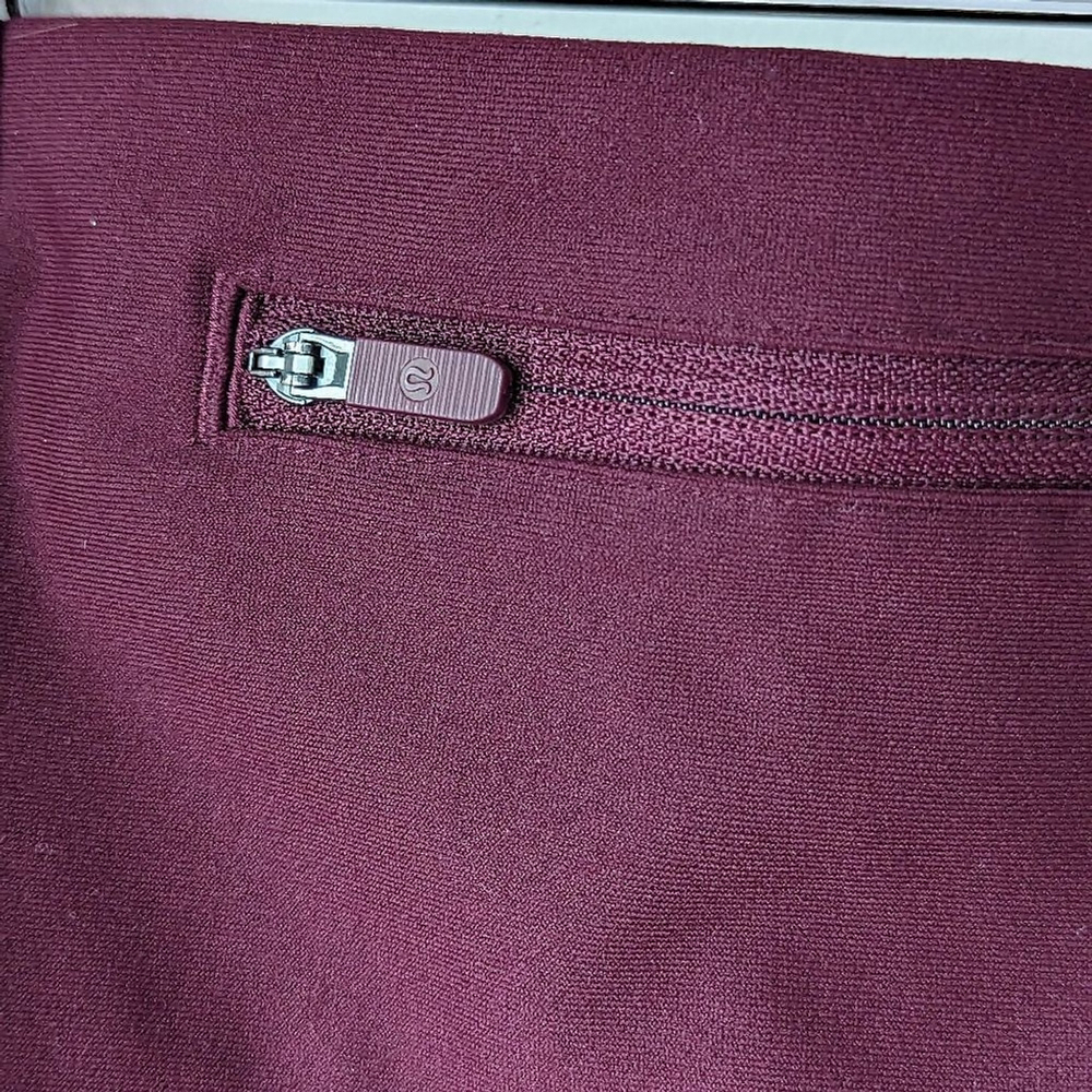 Lululemon High Waist Zoned In Tight sz 4 in Cassis W5BBNS Running - Picture 13 of 13